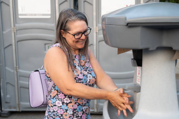 Best Wedding porta potty rental  in West Columbia, TX